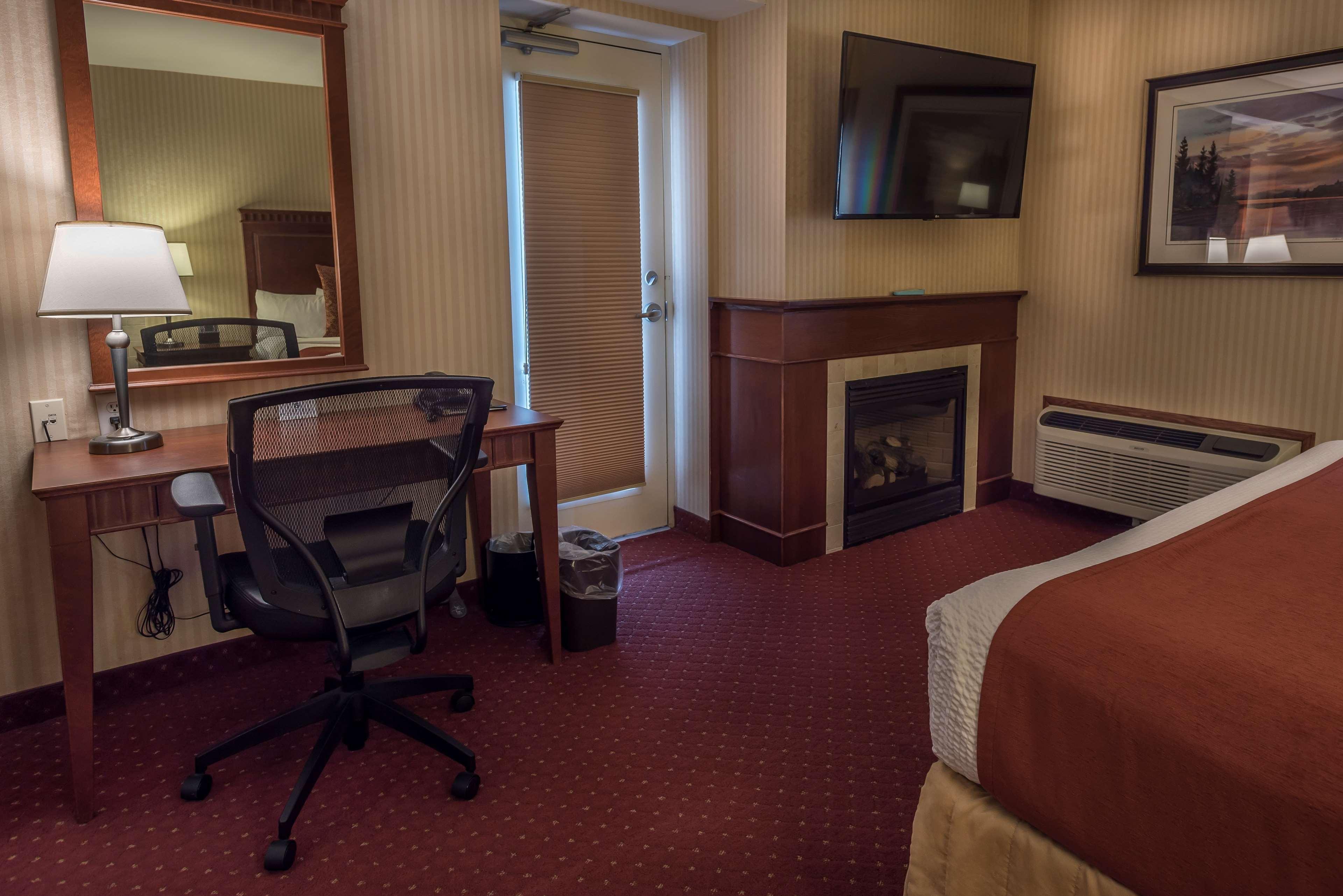 Best Western Plus Otonabee Inn Peterborough Buitenkant foto