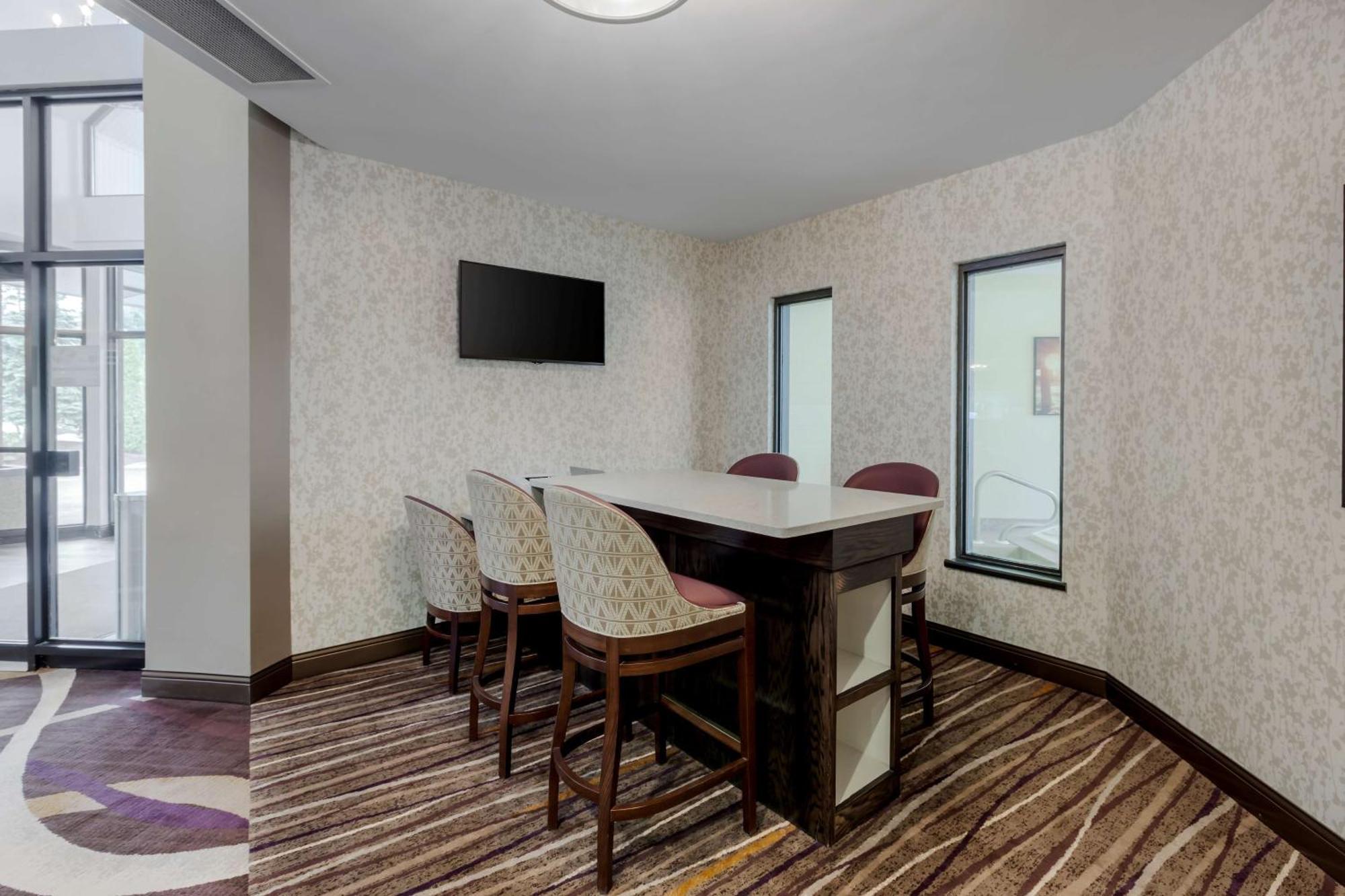 Best Western Plus Otonabee Inn Peterborough Buitenkant foto